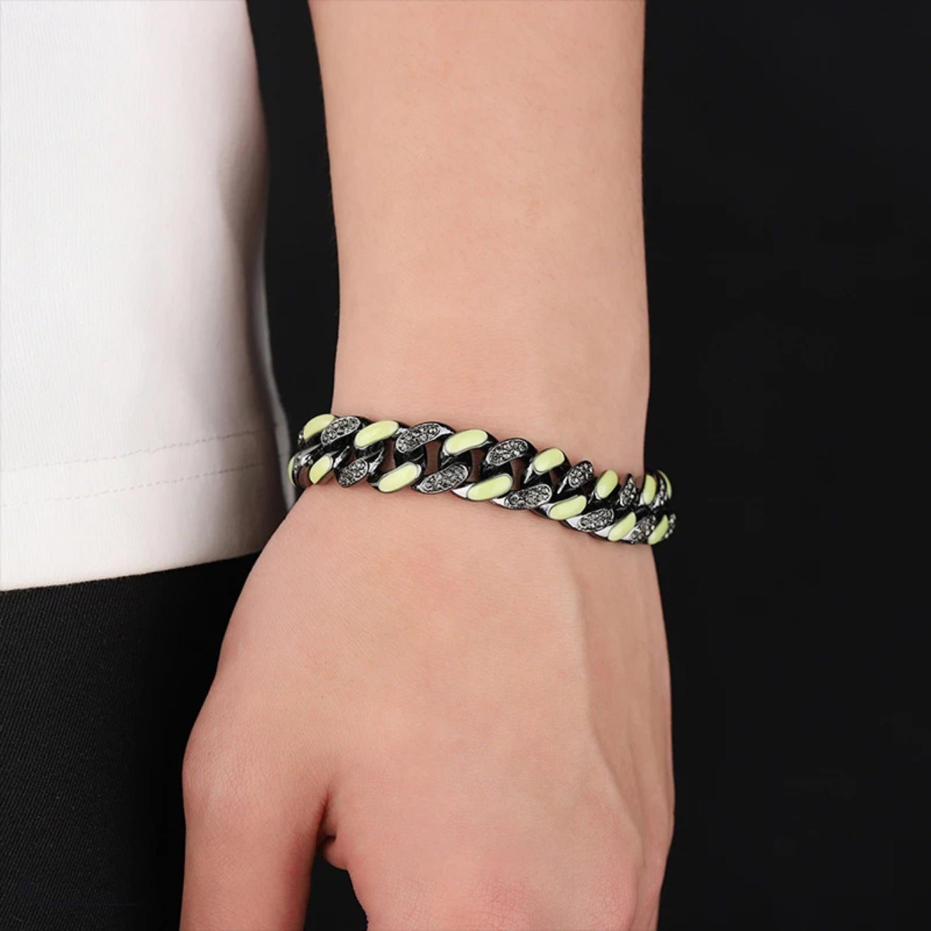 Luminous Cuban Chain