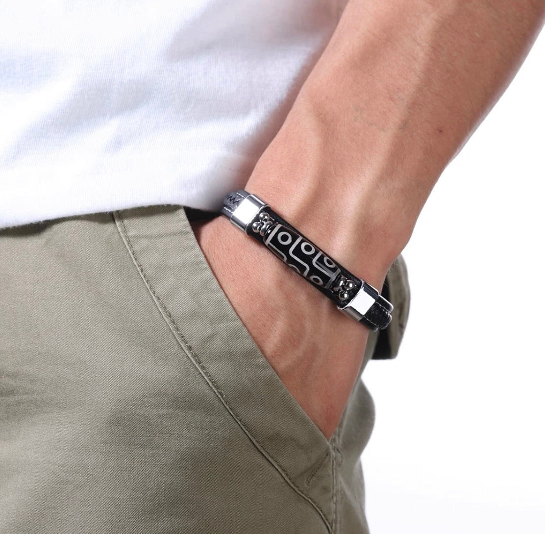 Nine-eye Ceramic And Leather Bracelet