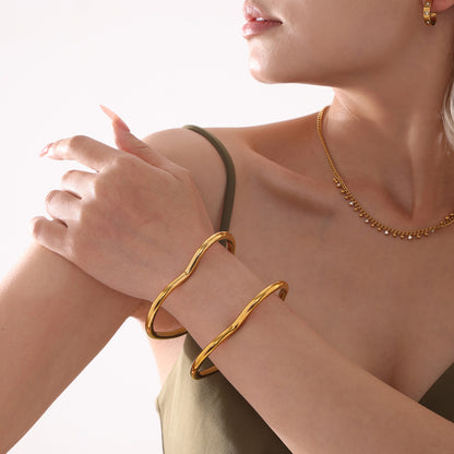 Heart Shaped 18K Gold Plated Bracelet