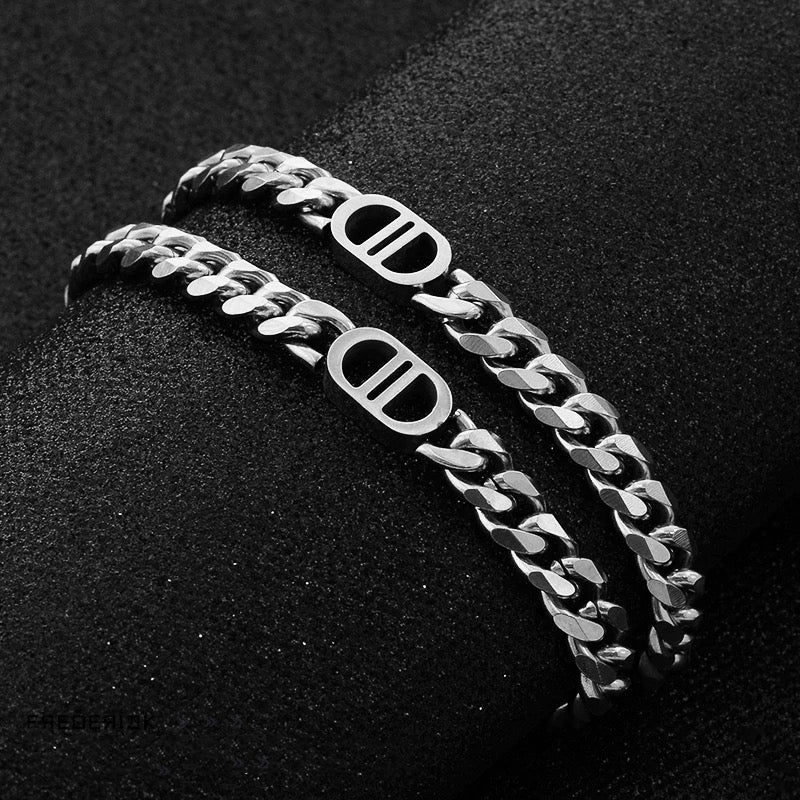 Pig Nose Cuban Chain