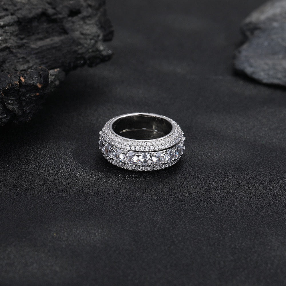 Rotatable Zircon Ring