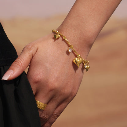Heart-Shaped Zirconia Pendant Bracelet