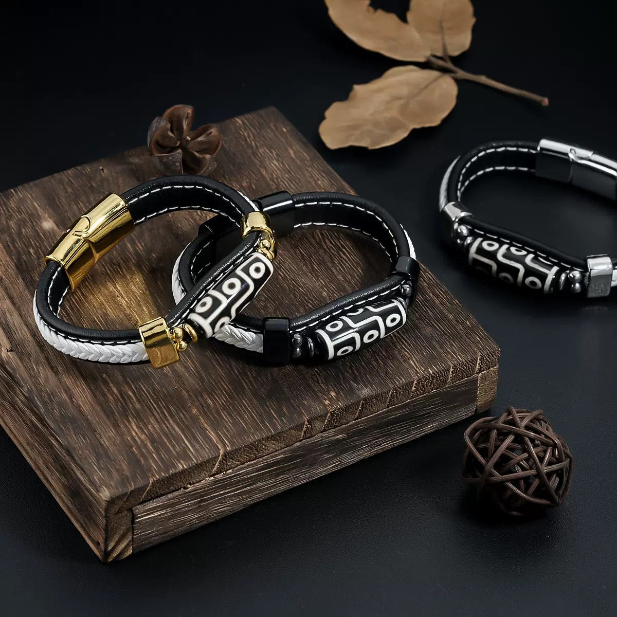 Nine-eye Ceramic And Leather Bracelet